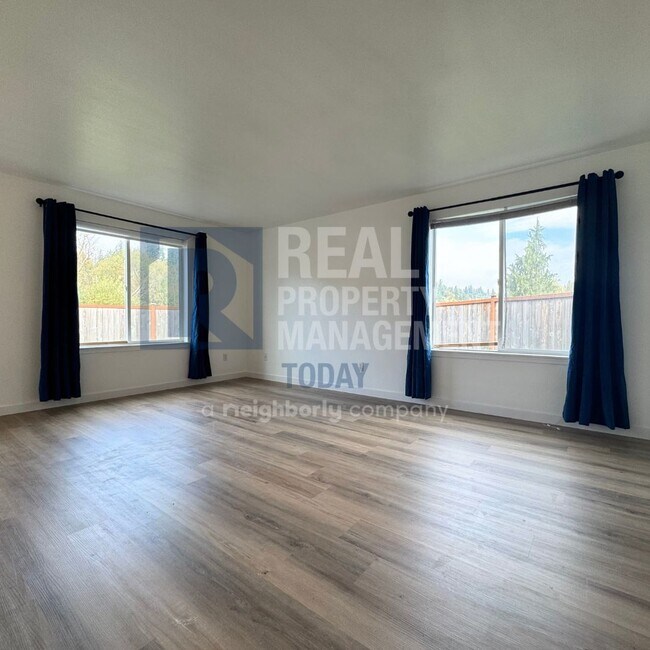 Building Photo - Yang - 334/336 (Olympic Group)