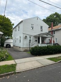 Building Photo - 8 8th Ave