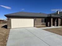 Building Photo - 7343 Dogwood Ave