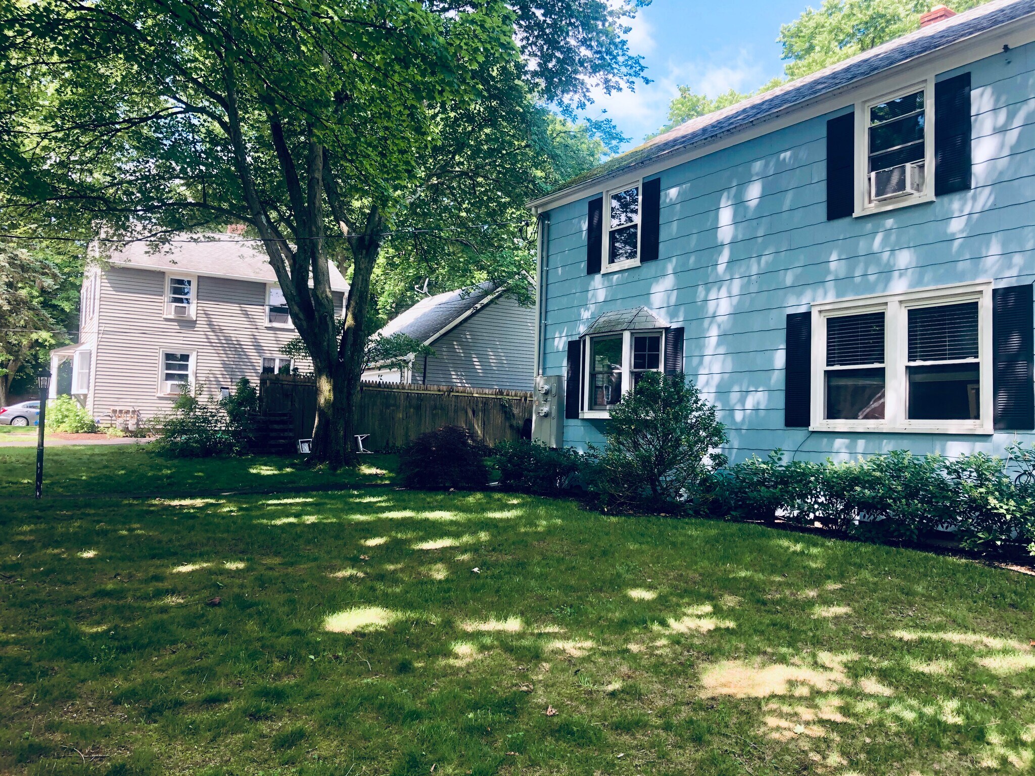 Building Photo - 28 Greenlawn Dr