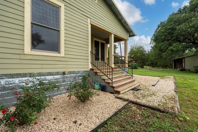 Building Photo - 6546 Fm 1854