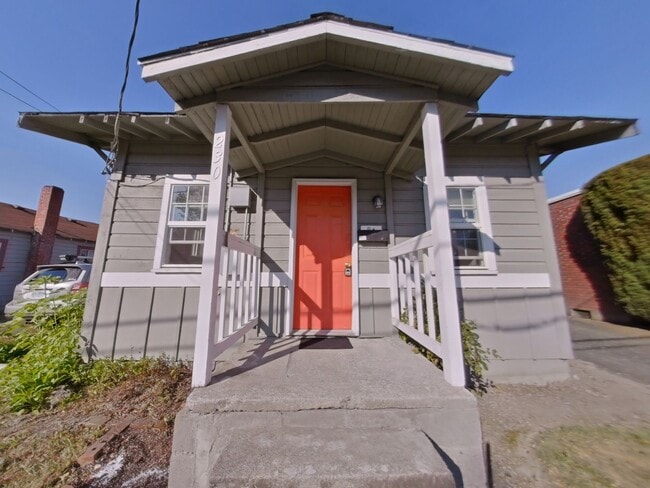 Primary Photo - Charming 1Bed/1Bath House!