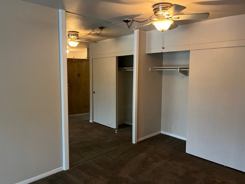 Building Photo - 6650 Amherst St