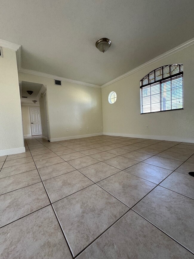 Building Photo - 7280 NW 174th Terrace