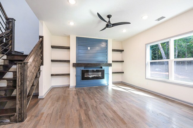 Building Photo - New Construction Ready for Move In!