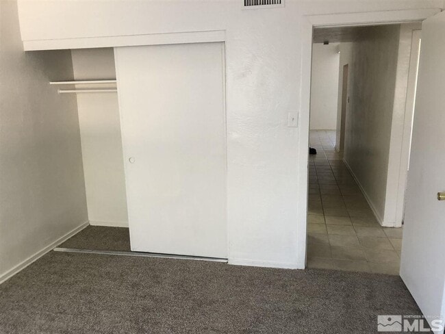 Building Photo - 3 bed/1 bath/1 car garage home for rent in...