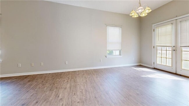 Building Photo - 122 Grove Hill Ave