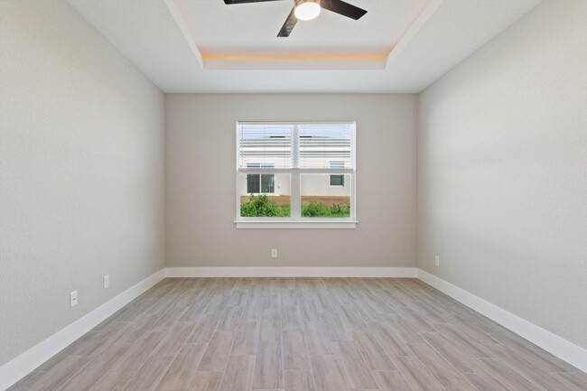 Building Photo - Deposit-Free! Modern, energy efficient hom...