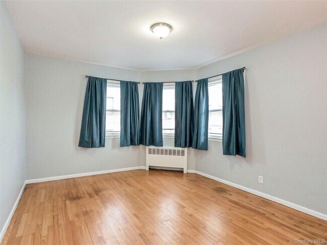 Building Photo - 15 Quinby Ave
