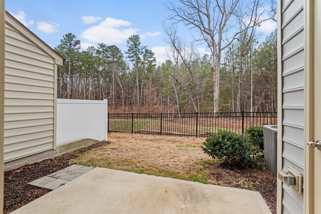 Building Photo - 426 Irving Way