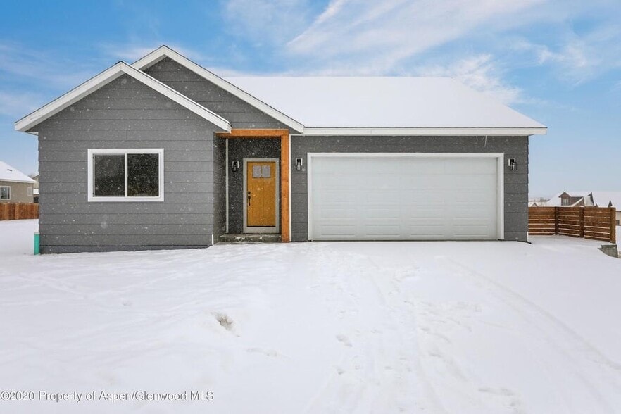 Front of house - 340 Lake View Rd