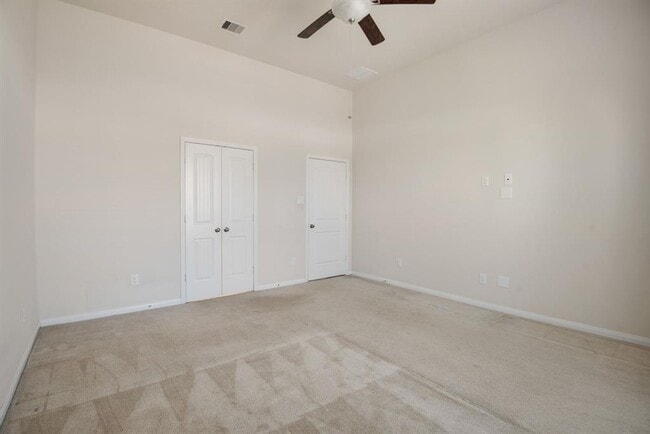 Building Photo - 24922 Clover Ranch Dr