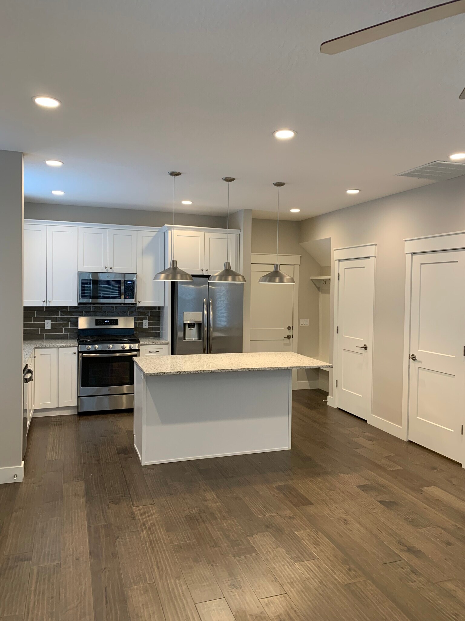 Building Photo - 10512 S Sandy Sage Way
