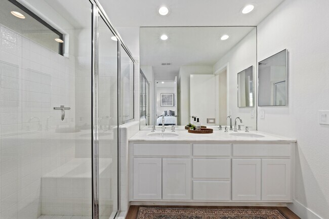 Building Photo - 79735 Northwood