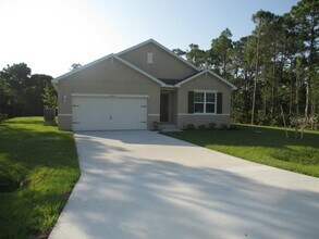 Building Photo - 9404 Hallendale Dr
