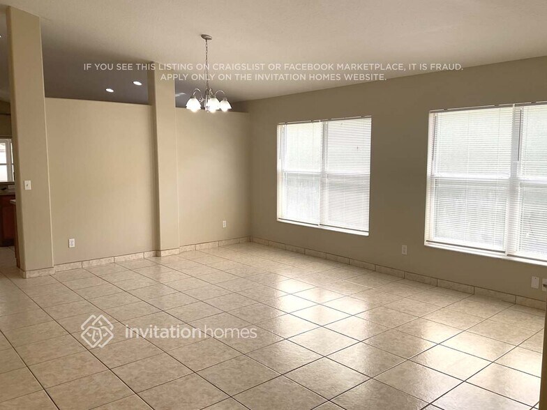 Building Photo - 2802 Wilshire Rd