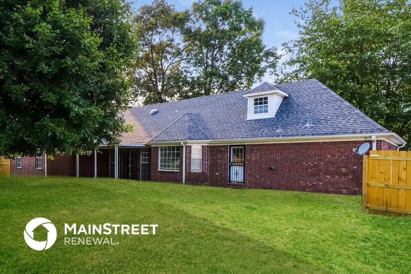 Building Photo - 498 W Tipton Lake Cir