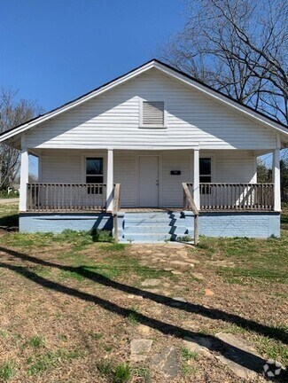 Building Photo - 322 10th St