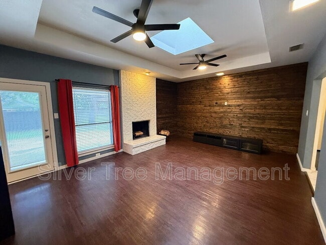Building Photo - 7716 Pampas Dr