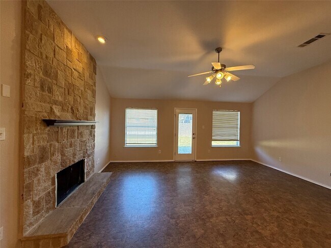 Building Photo - 5317 Malibu St