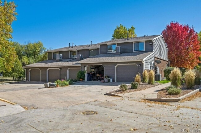 Building Photo - 11540 W 70th Pl