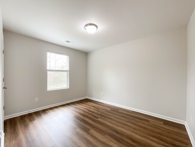 Building Photo - 337 Jared Steele Ln