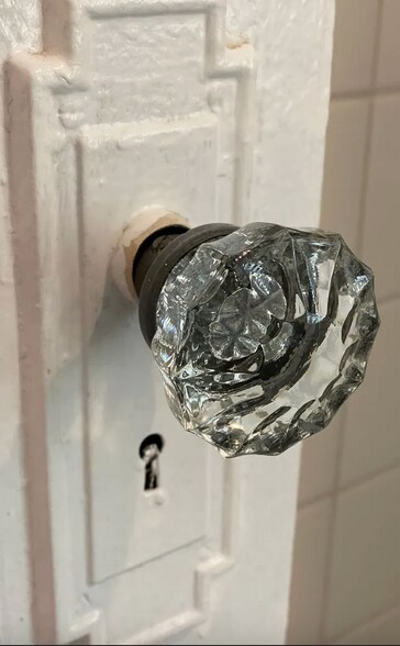 Building Photo - 1212-C McChesney Ave