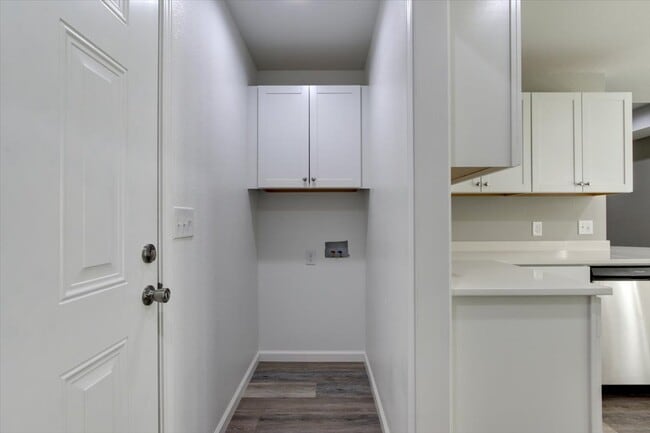 Building Photo - 205 Elysian Hills Dr