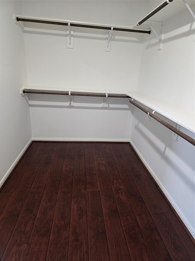 Building Photo - 3506 Lanesborough Dr