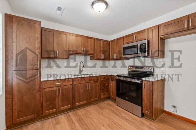 Building Photo - 4263 Cumberland St