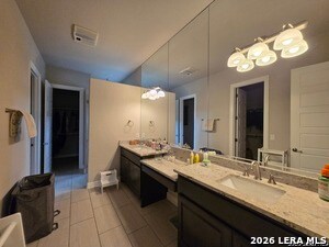 Building Photo - 1215 Via Se Villa