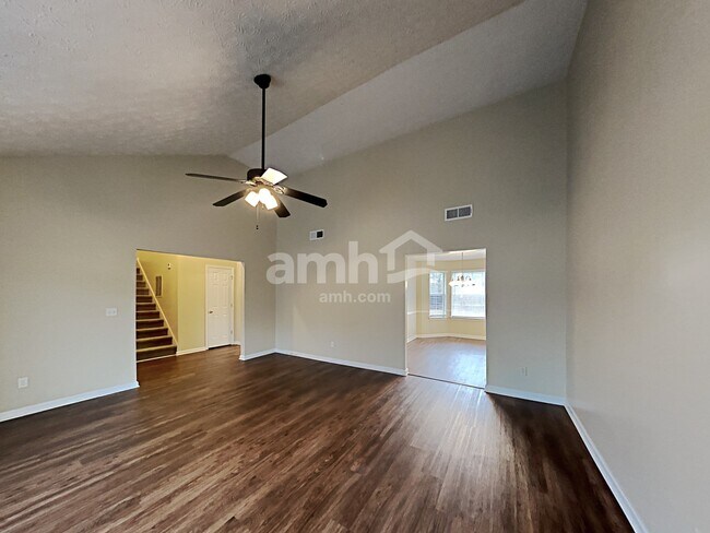 Building Photo - 309 Foxbriar Ct