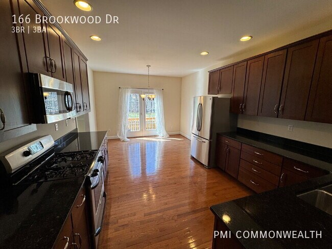 Building Photo - 166 Brookwood Dr