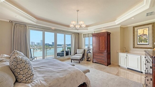 Building Photo - 464 Golden Gate Point