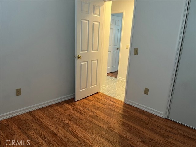 Building Photo - 235 Green Oaks Dr