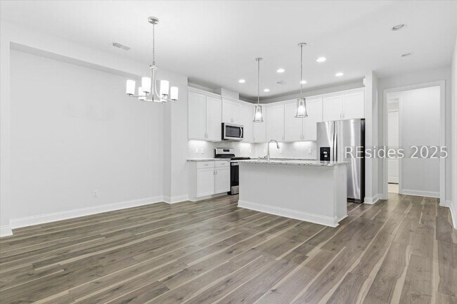 Building Photo - 155 Weekend Ave