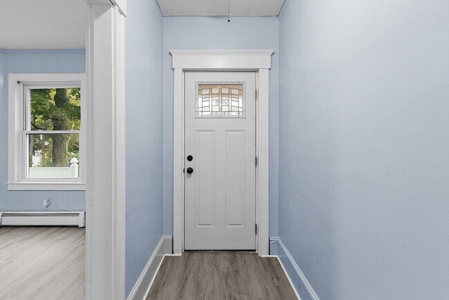 Building Photo - 27-29 Chadwick St