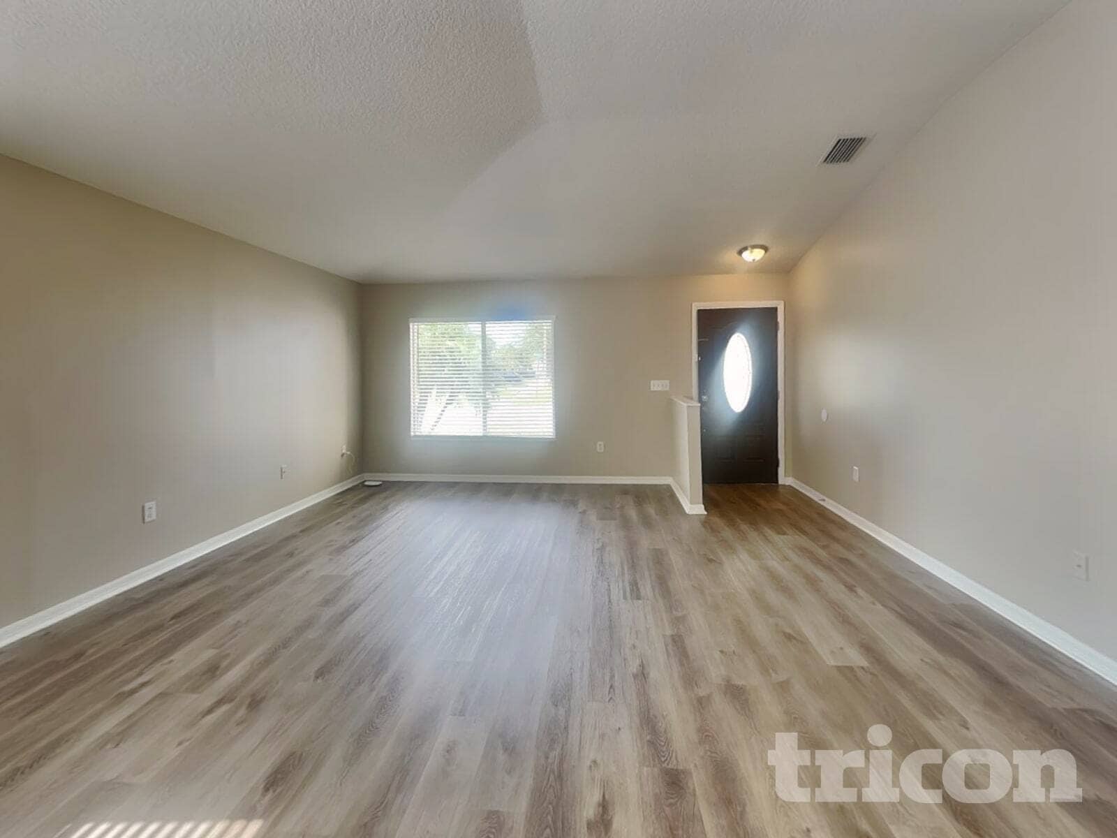 Building Photo - 27909 Breakers Dr