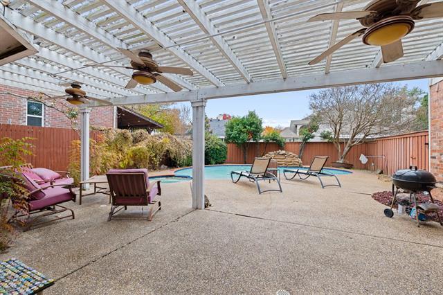 Building Photo - 2116 Houlton Ln