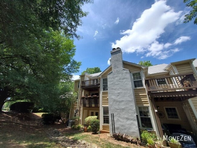 Building Photo - 3200 Selwyn Farms Ln