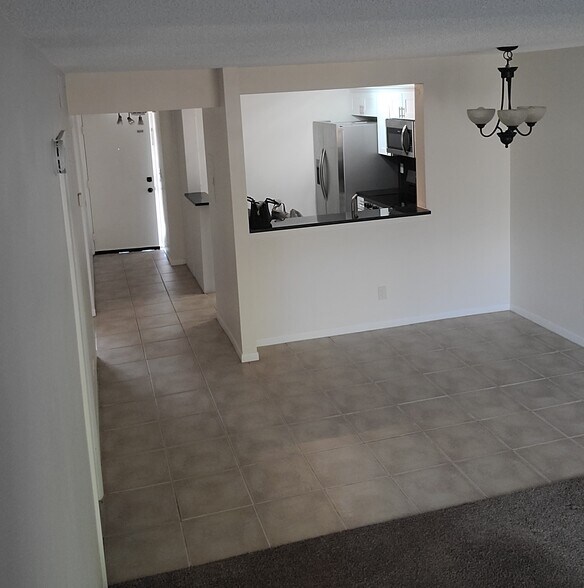 Building Photo - 3055 Casa del Sol Cir
