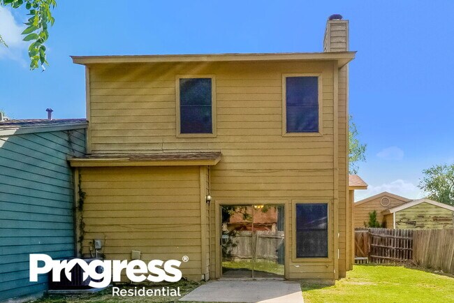 Building Photo - 8409 Forest Ridge Dr