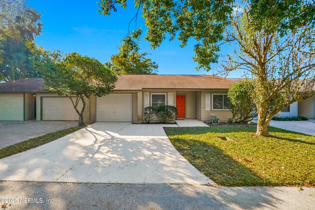 Building Photo - 3608 Chappi Way