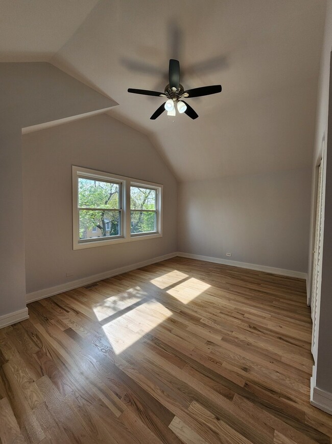 Building Photo - 2404 S Trumbull Ave