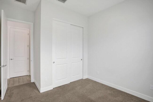 Building Photo - New House for Rent