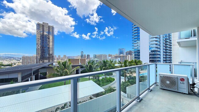 Building Photo - Brand New Condo on Keeaumoku - 1 BR/1 BA/1...