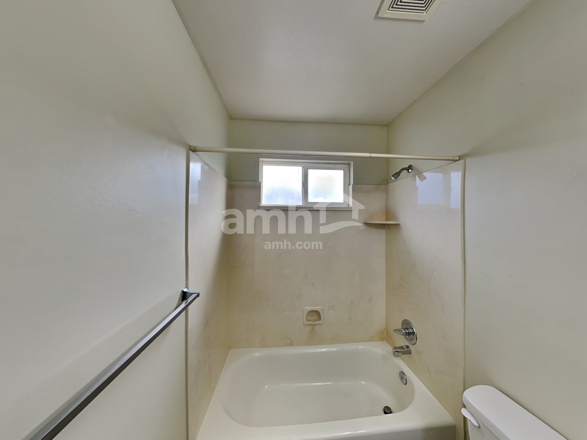 Building Photo - 111 W 1275 N
