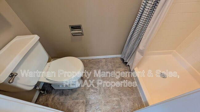 Building Photo - 6371 Galway Dr