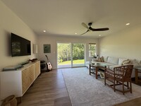 Building Photo - Spacious 4 bedroom (plus bonus room) / 2.5...