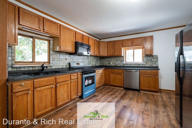 Building Photo - 2 br, 1 bath House - 1819 Marquette Street